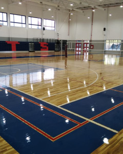 American School of Tampico - Tampico - Duela Deportiva de Connor, Gradas telescopicas de Hussey y Tableros de Basquetbol colgantes.