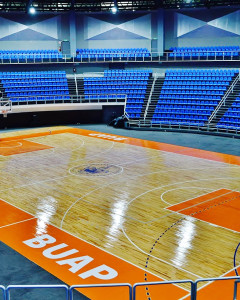 Arena BUAP 2 - Puebla - Duela Deportiva de Connor, Butacas de Daplast Tableros para Basquetbol, cubierta para duela y  Pizarras de anotacion.